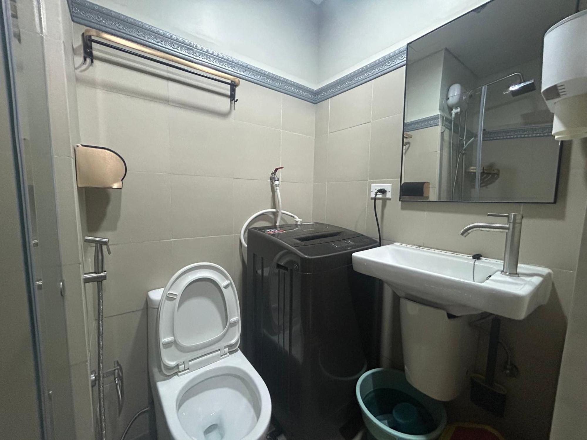 2Br Coast Residences Manila Exterior photo